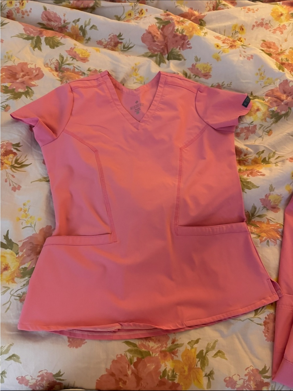Med Couture Women's Pink Set